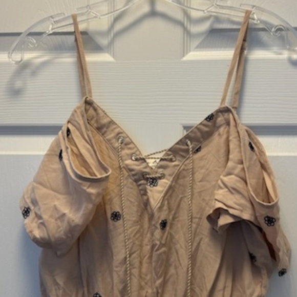 Love Tree Romper - NWOT - Picture 4 of 7